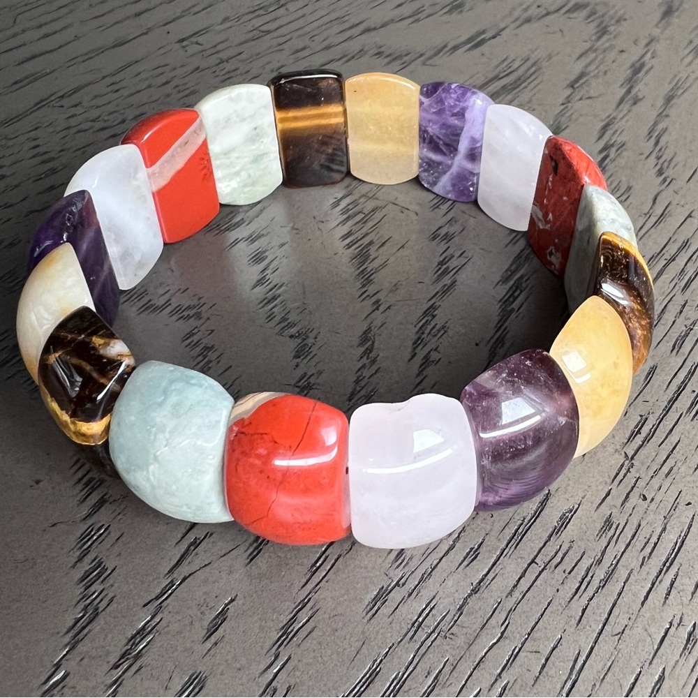 Mix stones soft bangle 7.5’